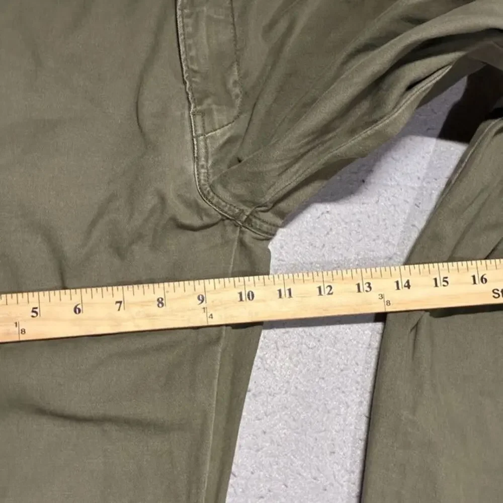 Levi's XX Chino Standard Taper Pants Mens 31x32 Olive Everyday Wear Casual